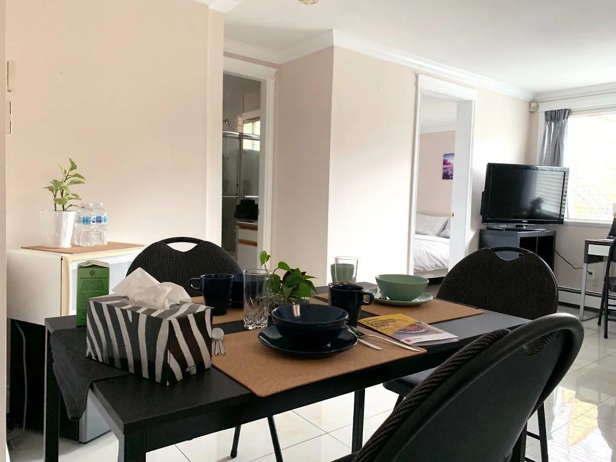 Perfect Location - Tidy & Comfy Suite 5 Mins To Skytrain & Restaurant & Banks, 2 Stops To Metrotown, 5 Stops To Downtown contacts